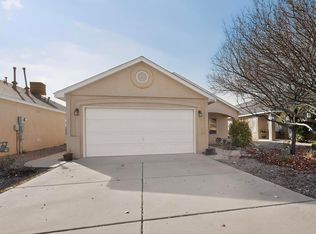 1367 Penasco Rd NE, Rio Rancho, NM 87144