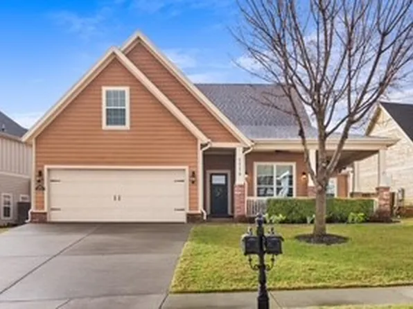 1116 Chancery Ln, Cave Springs, AR 72718