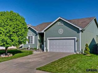 14908 Redman Ave, Omaha, NE 68116