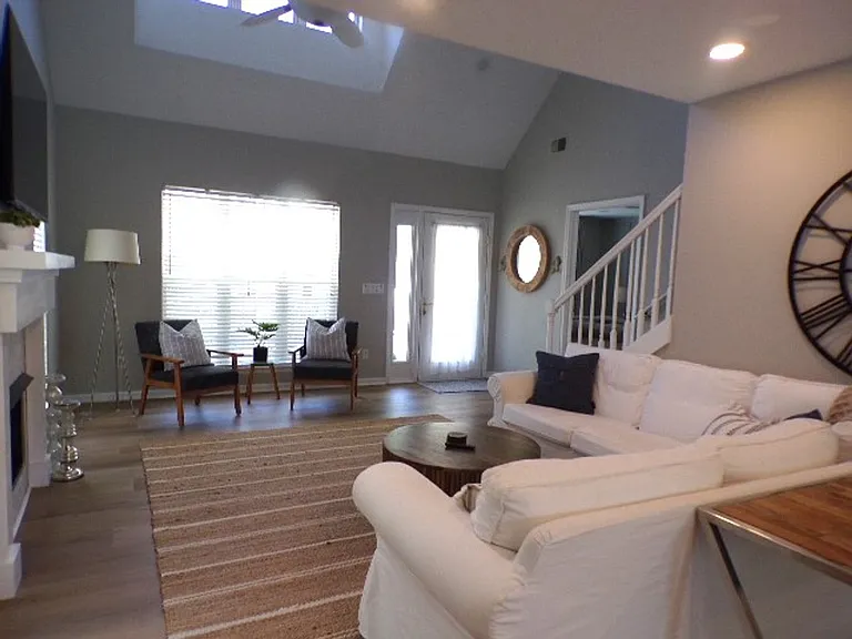 10 Cobblestone Ct — Photo 8