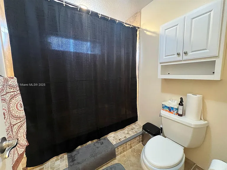 9894 Fairway Cove Ln — Photo 6