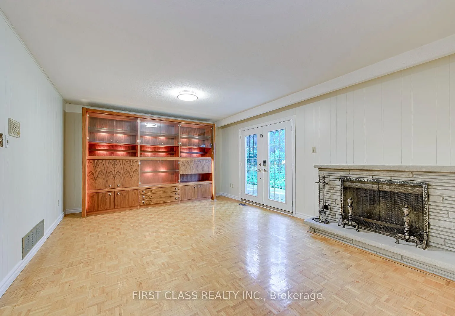 3 bed, $2,880 — Photo 4