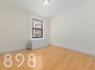 41-41 44th St #1H, Sunnyside, NY 11104