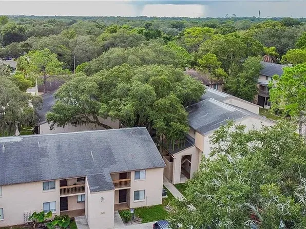 7606 Abbey Ln #211-C, Tampa, FL 33617