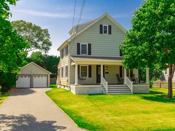 120 Church Avenue, Islip, NY 11751