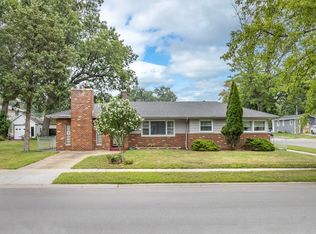 203 N Wiggs St, Griffith, IN 46319
