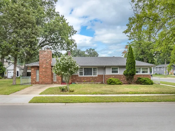 203 N Wiggs St, Griffith, IN 46319