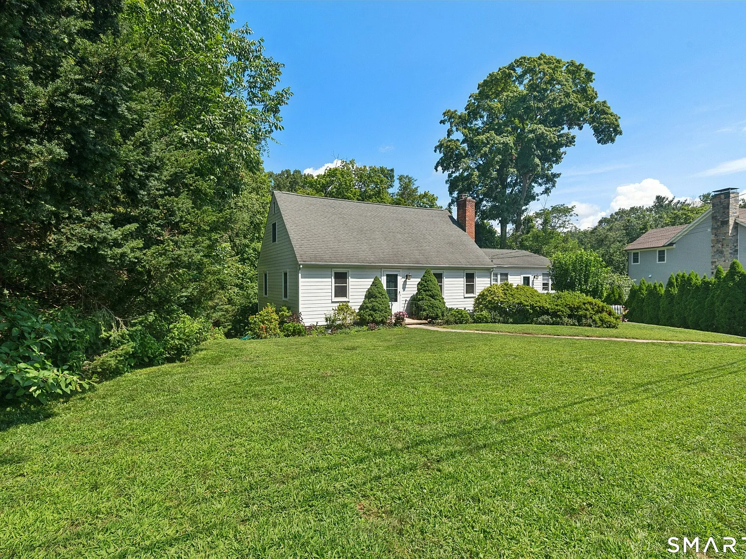 3 bed, 2.5 bath, 2446 sqft, $6,500 — Photo 2