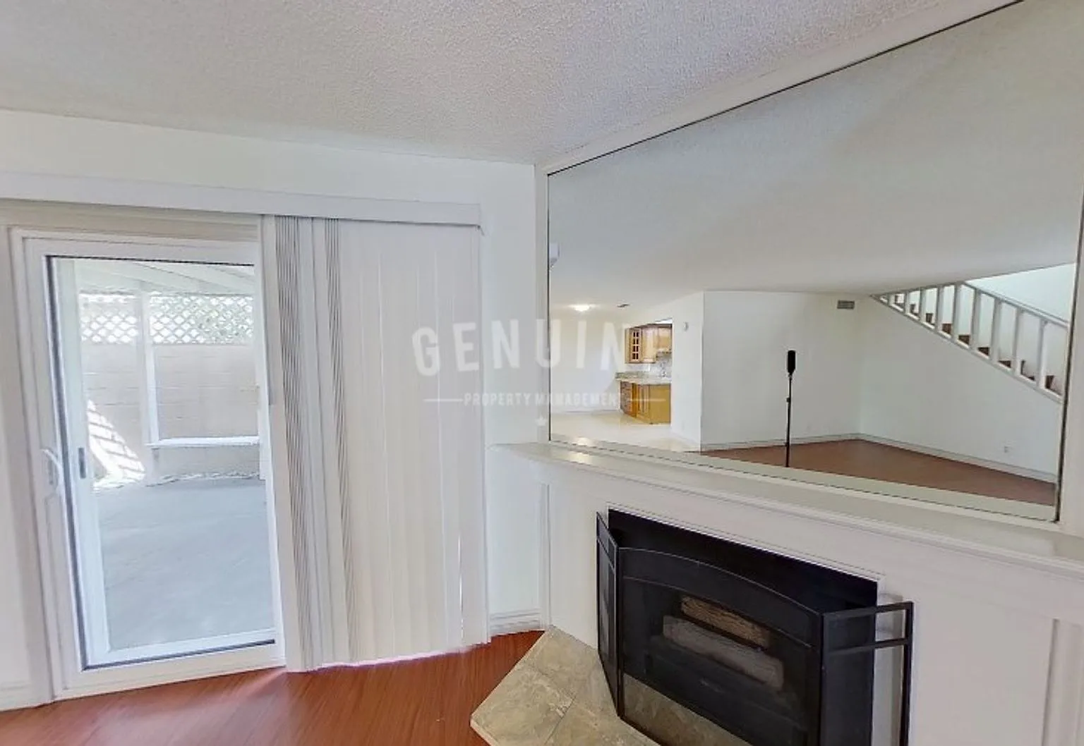 Beautiful Two Bedroom Condo in Garden Grove — Photo 3