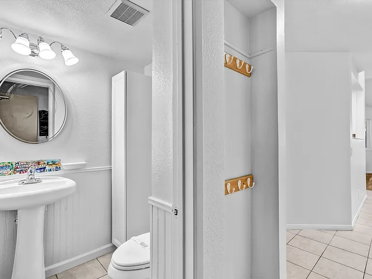 8177 Mission Vista Dr — Photo 16