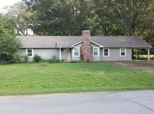 14 Stratford Ln, Jackson, TN 38305