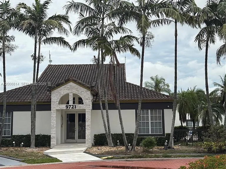 9711 Fontainebleau Blvd #D101 — Photo 11