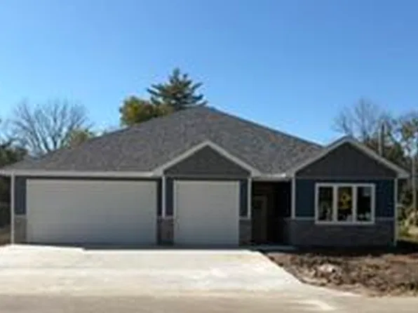 102 Oak St, Auxvasse, MO 65231