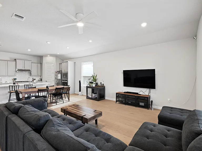 8405 Hubble Walk — Photo 11