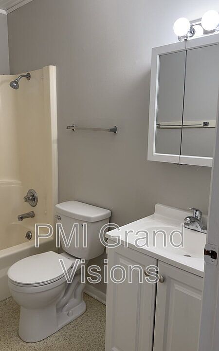 1st image of 24 Buchanan Ct Unit 18
