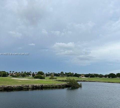 4th image of 14331 Kendale Lakes Cir #14331
