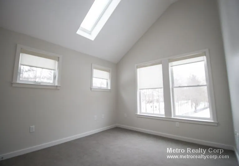 31 Cottage Park Ave #31 — Photo 6