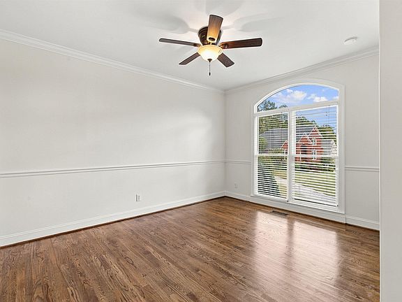 4th image of 4036 Oak Meadows Cv