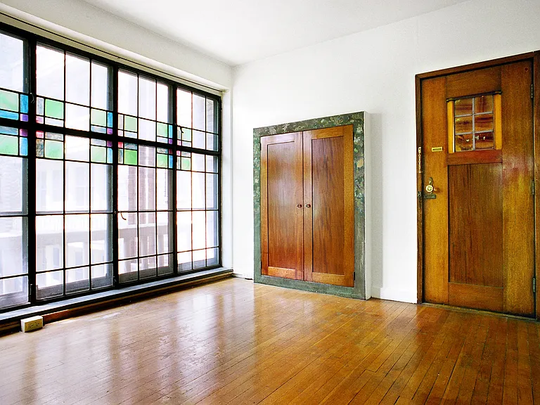Highland Towers — Photo 9