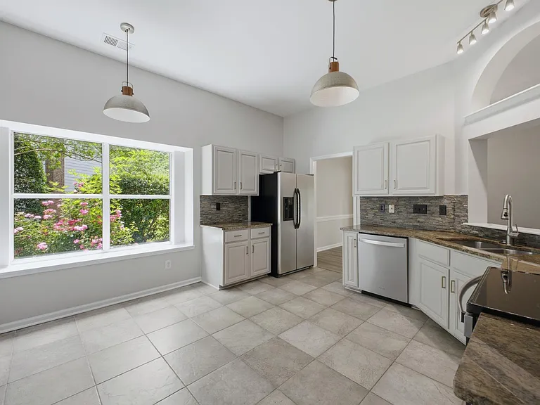 12103 Wagon Wheel Ct — Photo 9