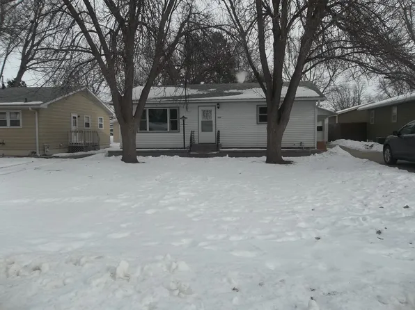 1800 Cedar St, Yankton, SD 57078
