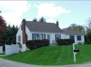 50 Old Overlook Rd, Poughkeepsie, NY 12603