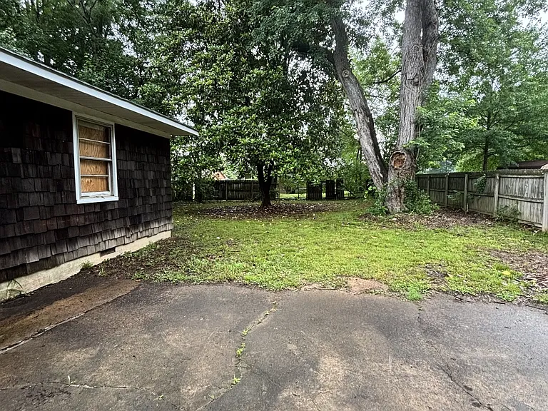 9 Waverly Dr — Photo 28