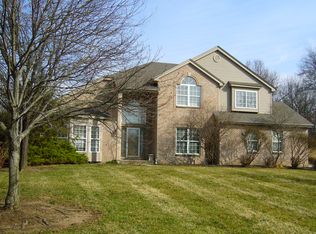 4 Glen Meadow Ct, Cincinnati, OH 45246
