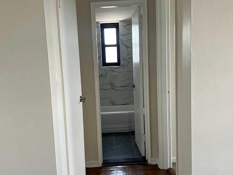 111 Washington St #9A — Photo 3