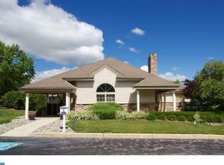 2016 Foxmeadow Dr, Royersford, PA 19468