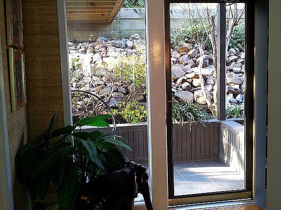 5th image of 200 Hamilton Oaks Dr