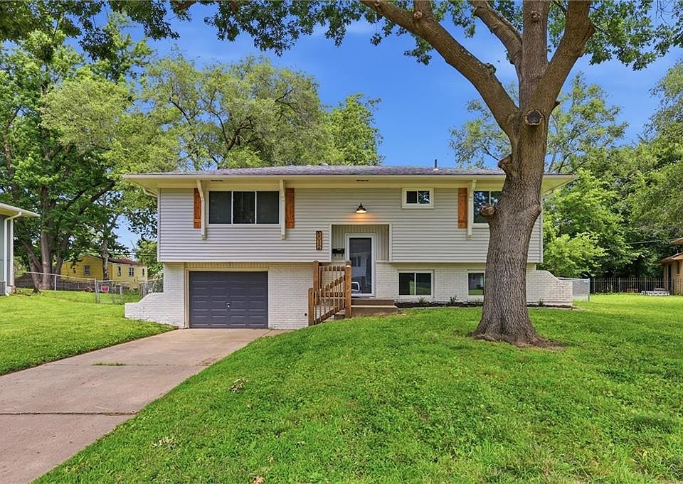 1st image of 5012 Powell Ave
