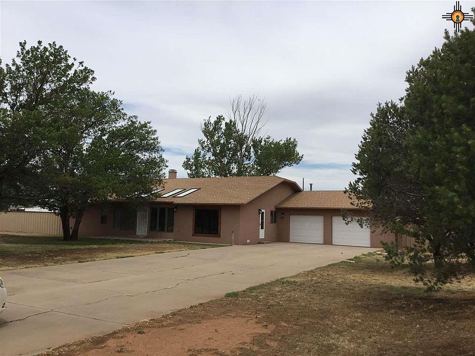 1st image of 220 Remuda Dr