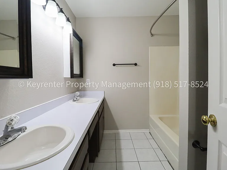 1228 W 112th Dr S — Photo 27