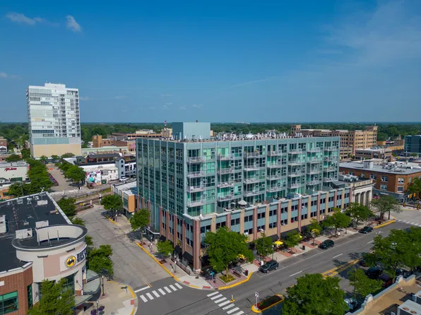 100 W 5th St #1-610, Royal Oak, MI 48067