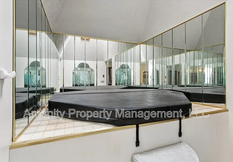 5974 Ladysmeade Ln — Photo 40