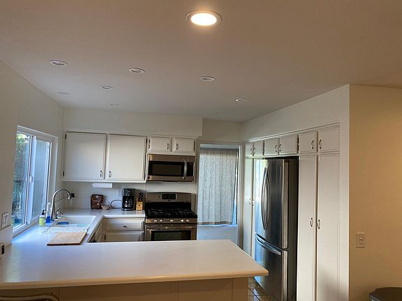 3rd image of 10982 Baroque Ln
