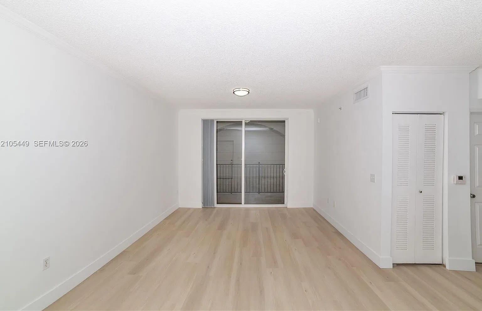 Porto Bellagio Condo — Photo 4
