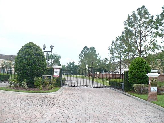 2nd image of 16625 Cedar Crest Dr