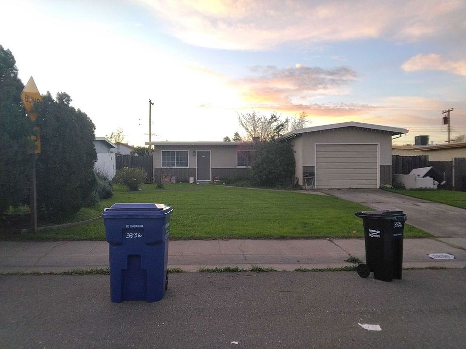 1st image of 3836 Moonbeam Dr