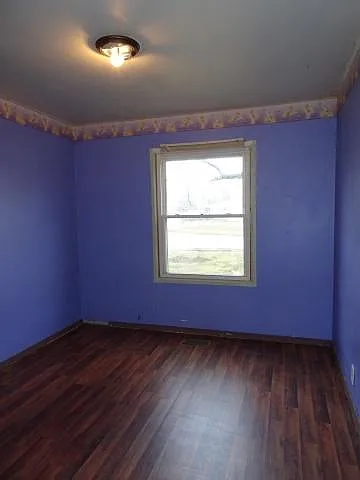 481 Nassau Dr — Photo 4