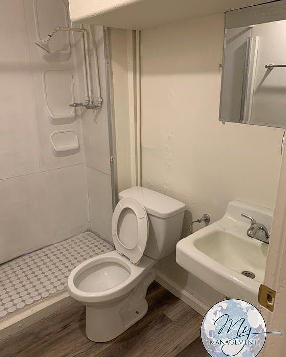 mini_Bathroom+209B_07172025