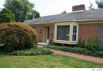 1st image of 2843 Edgemont Dr