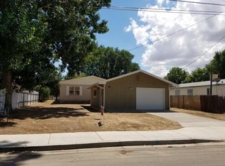 428 N 3rd St, Bloomfield, NM 87413