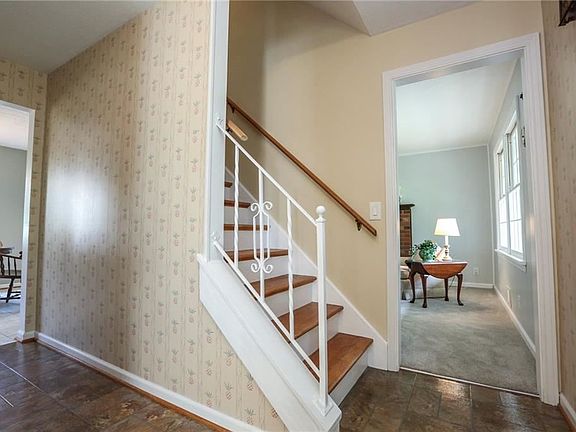 2nd image of 44 Stony Brook Ln