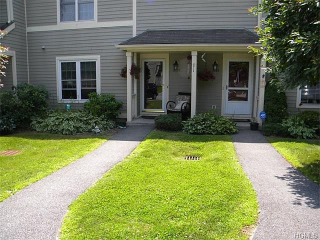 1st image of 5105 Applewood Cir #5105