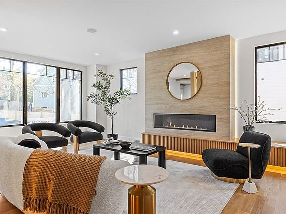3rd image of 186 Holworthy St