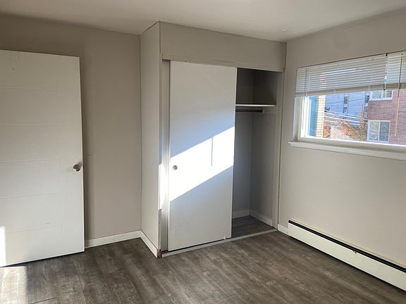 5th image of 1215 Queen Anne Ave N APT 5