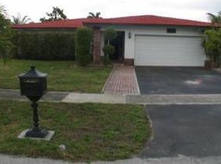 6901 NW 83rd St, Tamarac, FL 33321