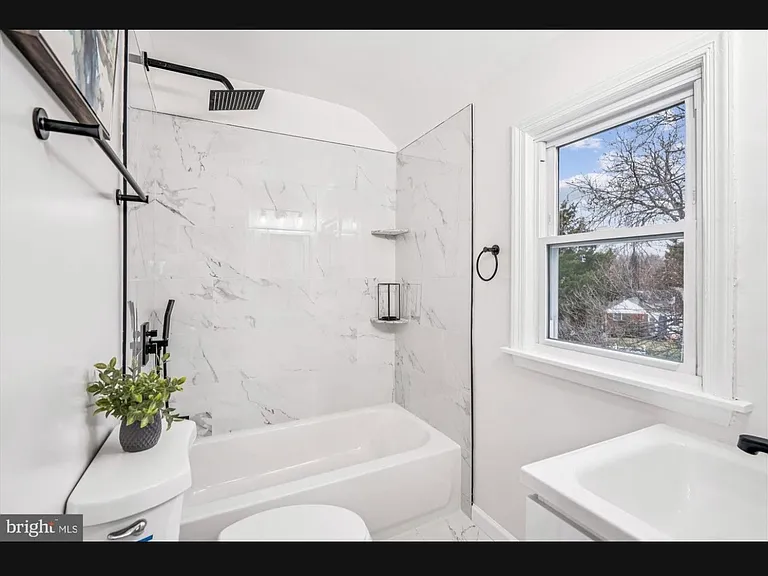 5408 14th Pl — Photo 3